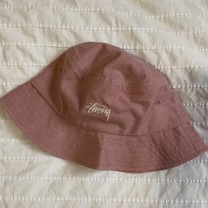 Stussy bucket hat